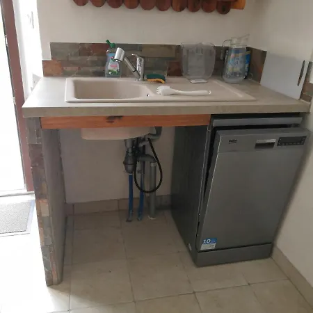 Entier T4 A Apartment
